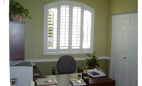 The private consultation office at Tampa Dental, where treatment plans are discussed.